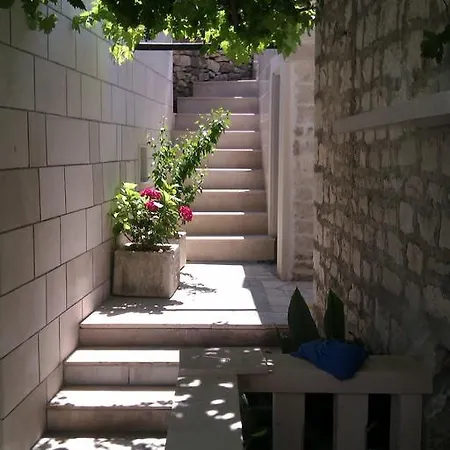Stone House Penzo Апартаменты